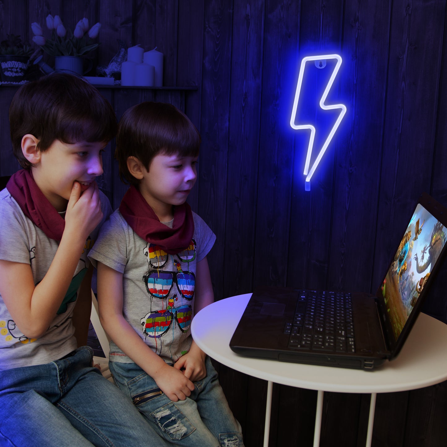 Lightning Bolt Neon Signs, USB Powered Led Lightning Bolt Light with On/Off Switch, Blue Lightning Neon Sign for Wall Decor, Hanging Led Signs, Neon Lights for Bedroom, Gaming Room Setup